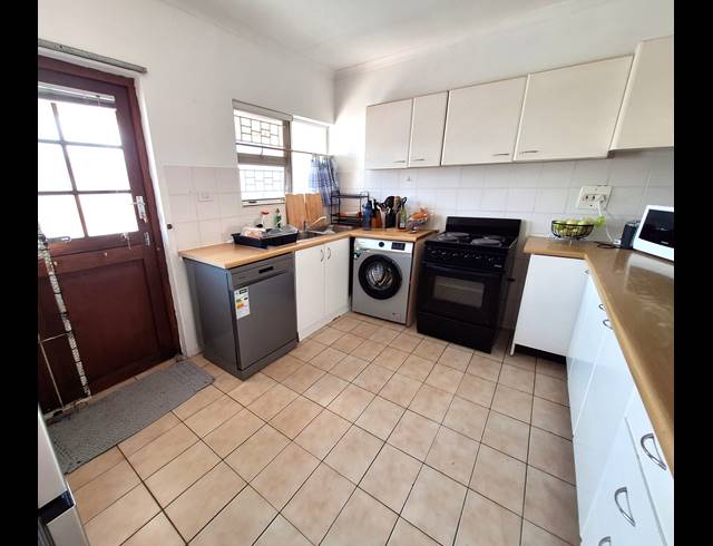 3 BEDROOM TOWNHOUSE TO LET IN SUNNINGDALE